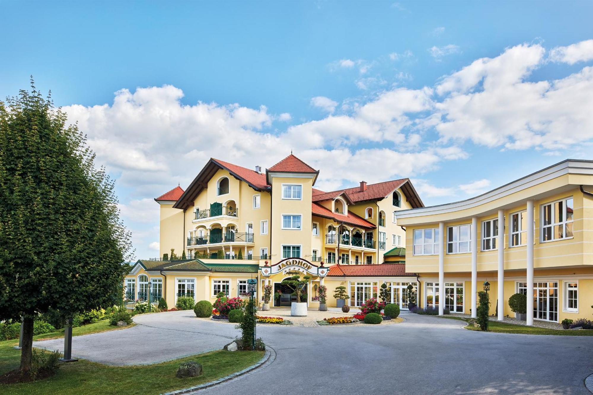 Wellness- & Sporthotel Jagdhof Rohrnbach Exterior photo